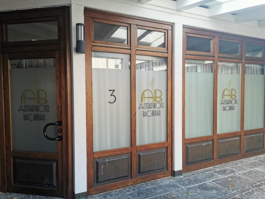 Altstadthotel Bachbraeu เวลไฮม์ อิน โอเบอร์บาเยิร์น ภายนอก รูปภาพ